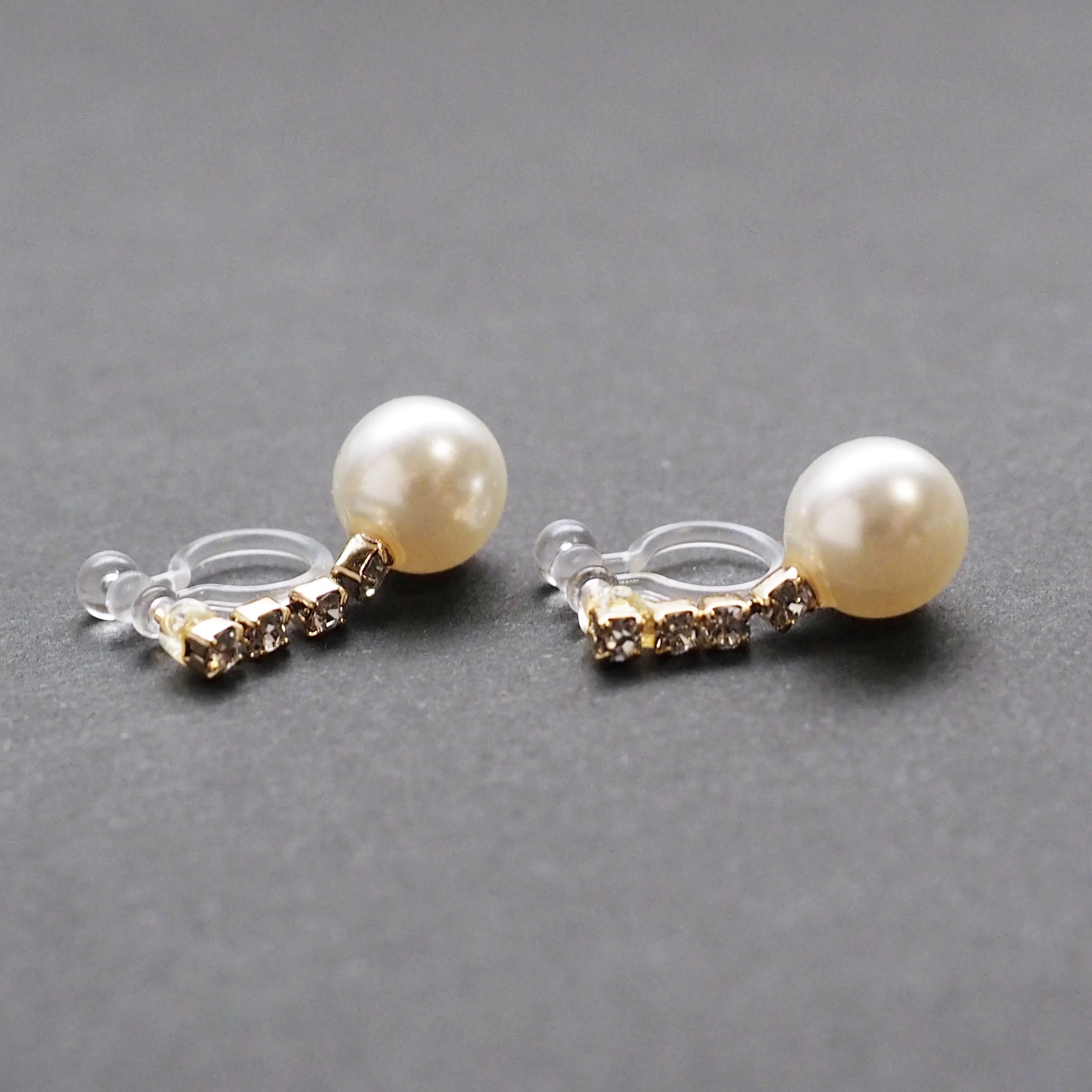 Dangle White Pearl & Crystal Invisible Clip On Earrings (Gold tone)