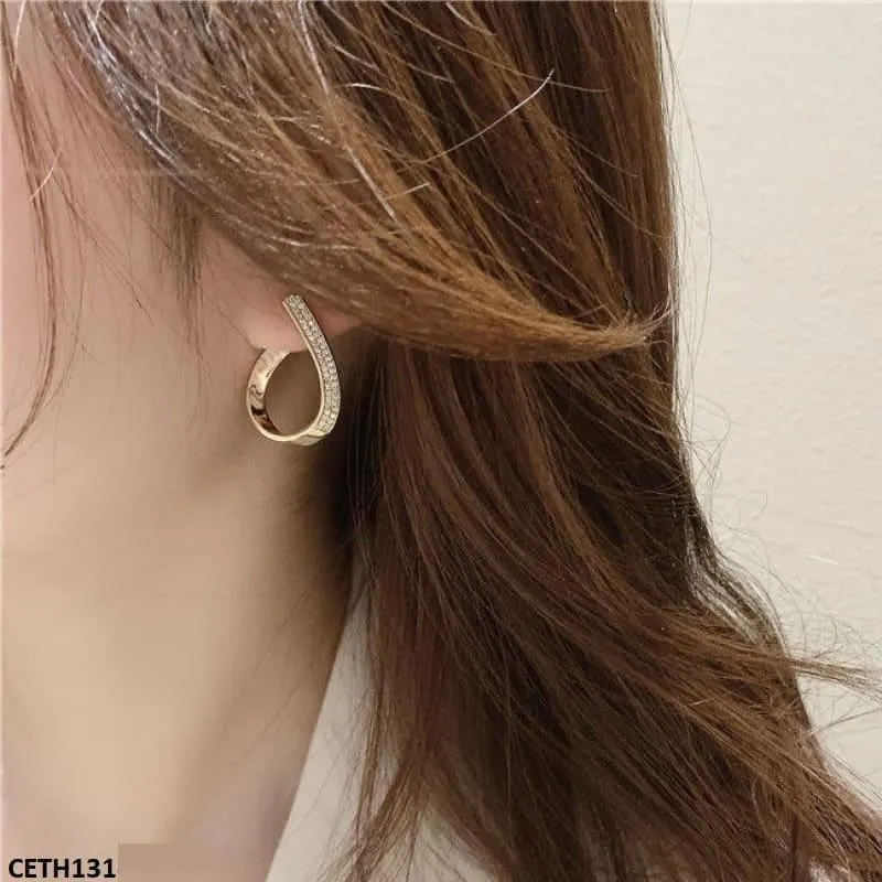 Twisted Shape Tops Pair